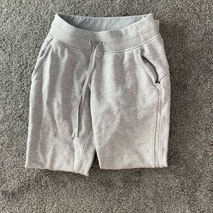 Lulu Lemon grey joggers! Logo on the back of pants if you scroll!